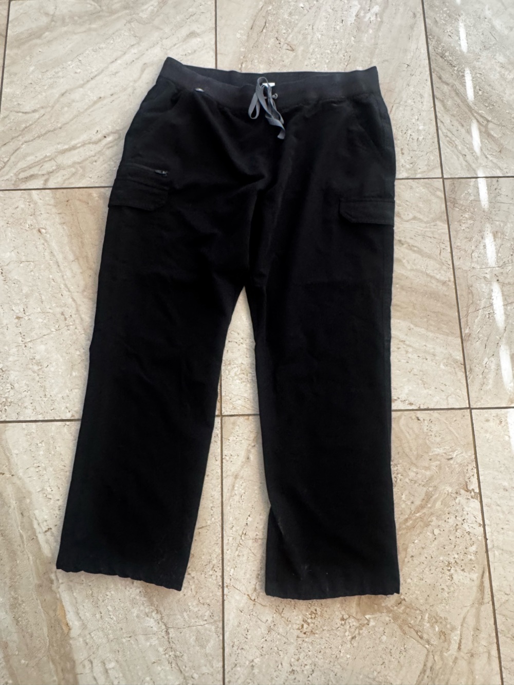 FIGS Black Drawstring Cargo scrub track Pants size XL